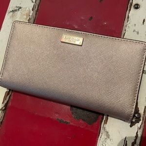 Kate Spade Rose Gold Wallet
